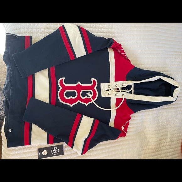 Red Sox sweatshirt - Picture 1 of 3